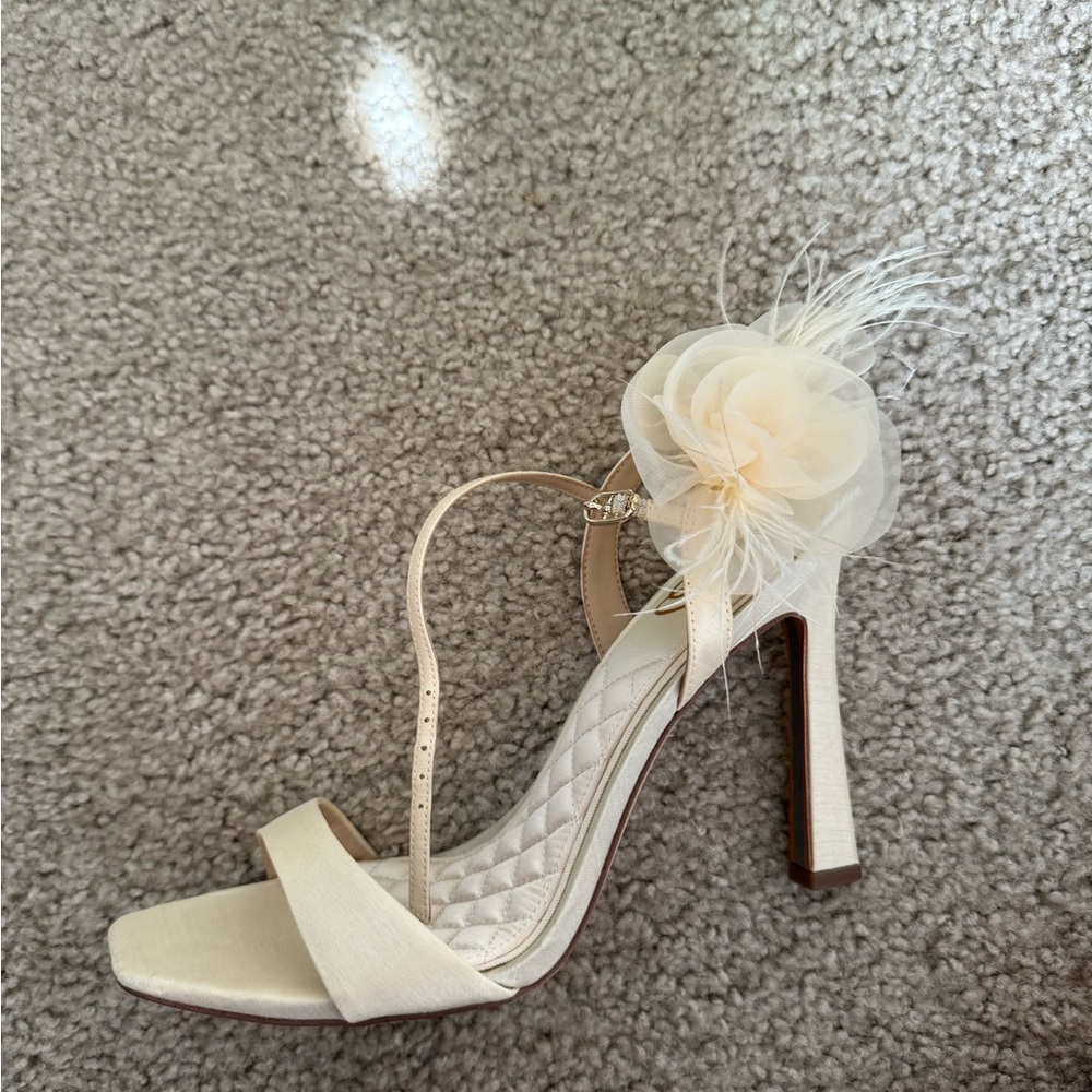 Sam edelman heels with floral decor